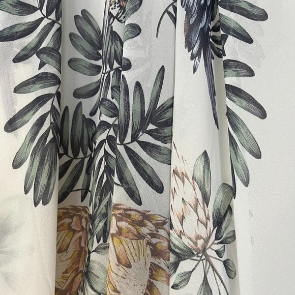 Boho style Floral Shawl Cover up with Fringe - Picture 5 of 8